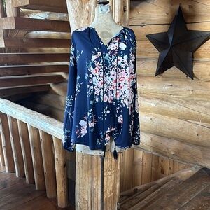 Floral Navy Women's Top